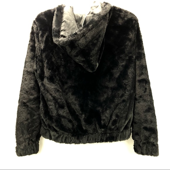 Fuzzy Faux Fur Zip Up Jacket Wild Fable Womens Blk - Picture 2 of 4